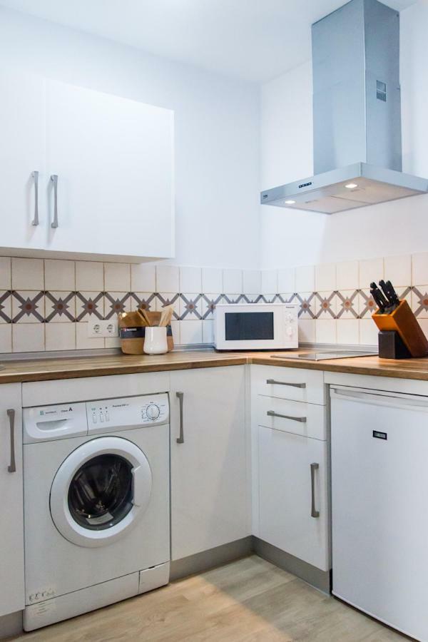 סביליה Monkeys Apartments San Isidoro מראה חיצוני תמונה