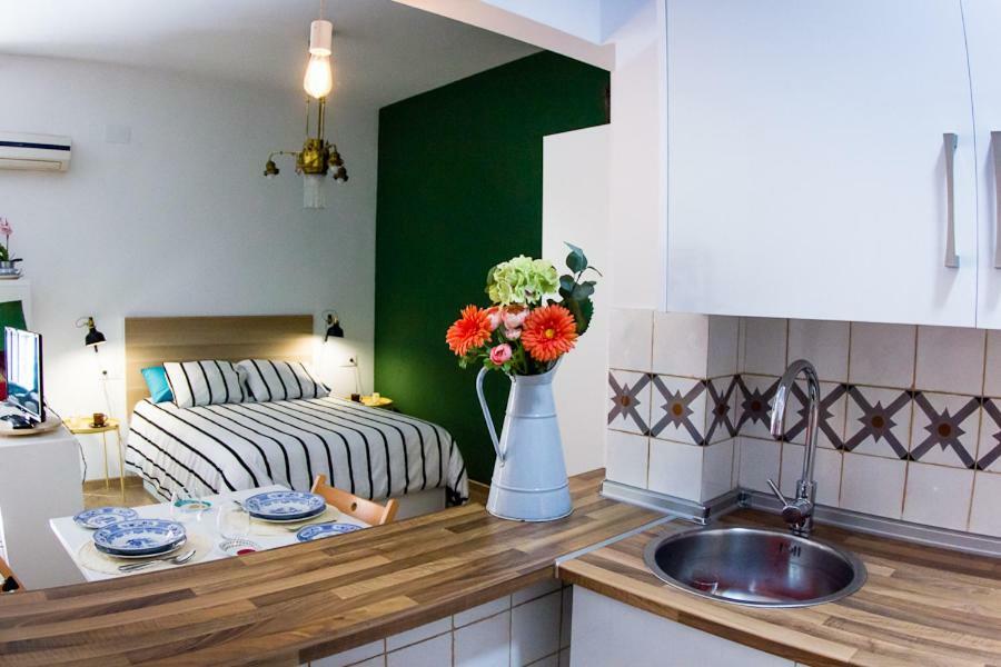 סביליה Monkeys Apartments San Isidoro מראה חיצוני תמונה